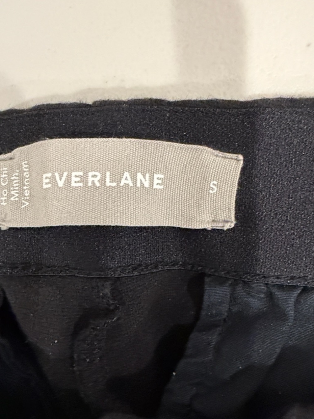 Everlane The Dream Pant Black Tapered Pull-On Pintuck Small Soft Stretch - Picture 5 of 6